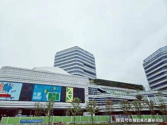 话→楼盘百科→首页网站→楼盘百科→首页网站→24小时热线电话不朽情缘mg网址华发虹桥四季售楼处电线华发虹桥四季售楼中心电(图6)