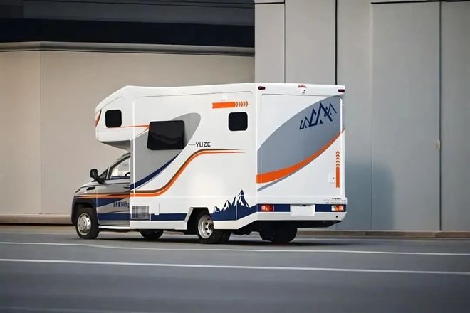 月19亮相成都房车展这才是人民需要的五菱房车不朽情缘网站不到20万上绿牌还免购置税!9(图4) 月19亮相成都房车展这才是人民需要的五菱房车不朽情缘网站不到20万上绿牌还免购置税!9(图4)